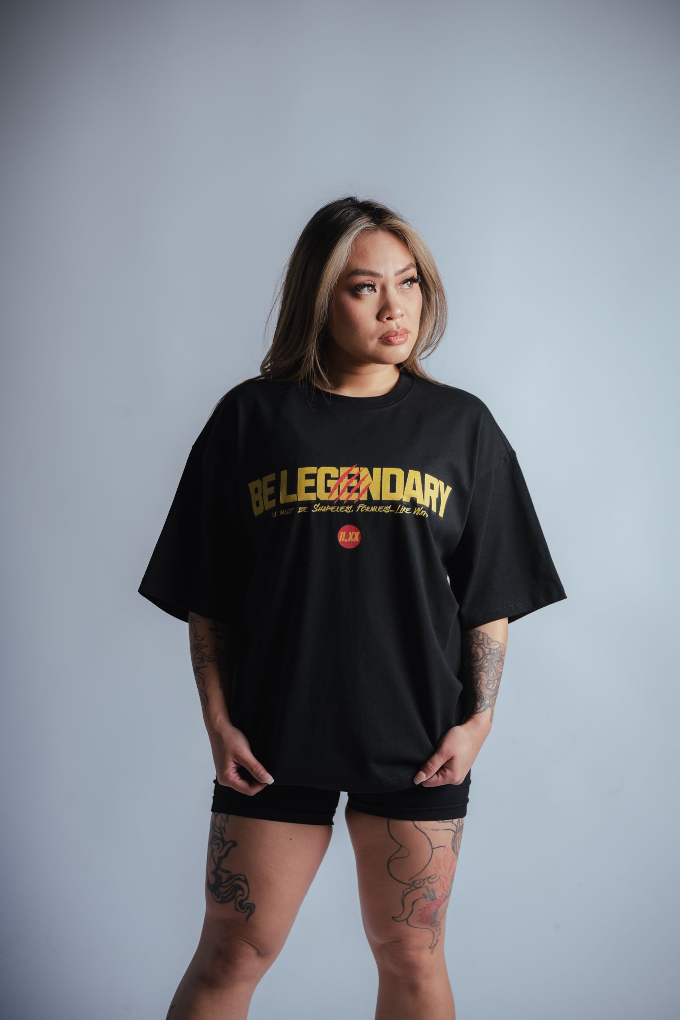 "BE LEGENDARY" TEE - BLACK