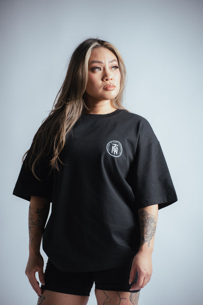 female model showing the small size no risk heavyweight tshirt